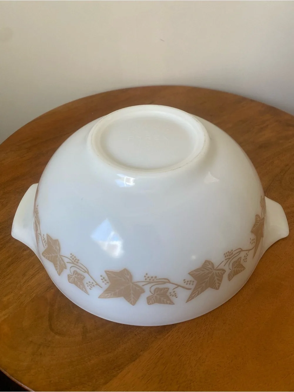 Vintage Pyrex Sandalwood Cinderella Mixing Bowl (No. 443)